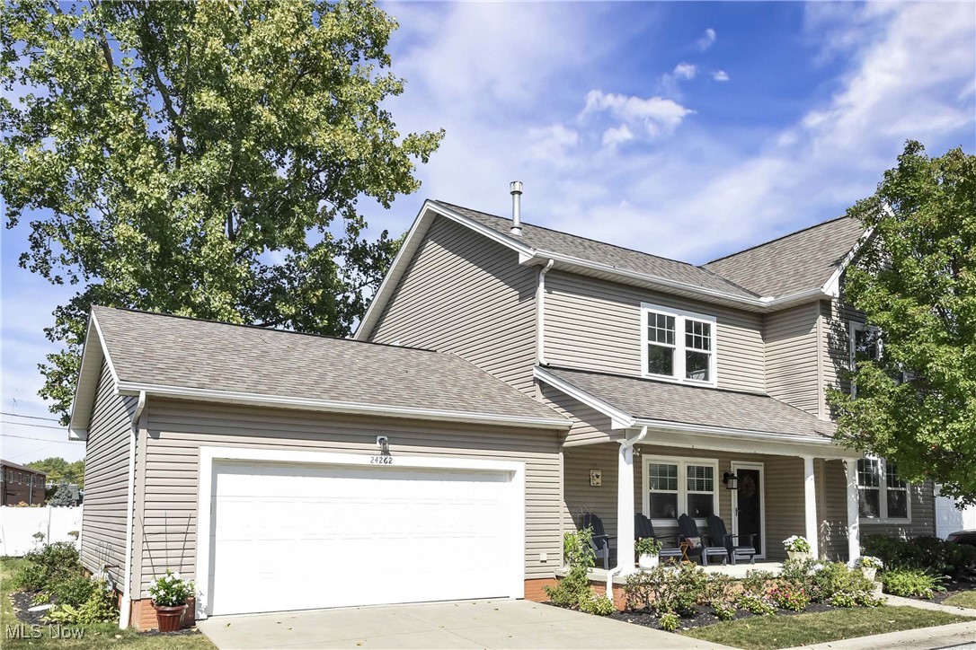 Moonlight Dr, North Olmsted, OH 44070