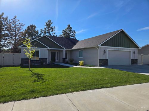 609 Reiter Dr, Ontario, OR, 97914 | Card Image