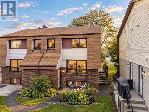 57-7 Woodvale Green Lane, Ottawa, ON, K2G4G9 | Card Image