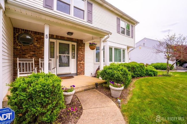 5 Wetherhill Way, House other with 4 bedrooms, 3 bathrooms and null parking in Dayton NJ | Image 15