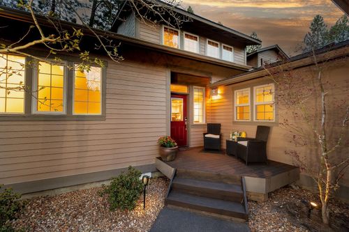 60486 Seventh Mountain Dr, Bend, OR, 97702-1956 | Card Image