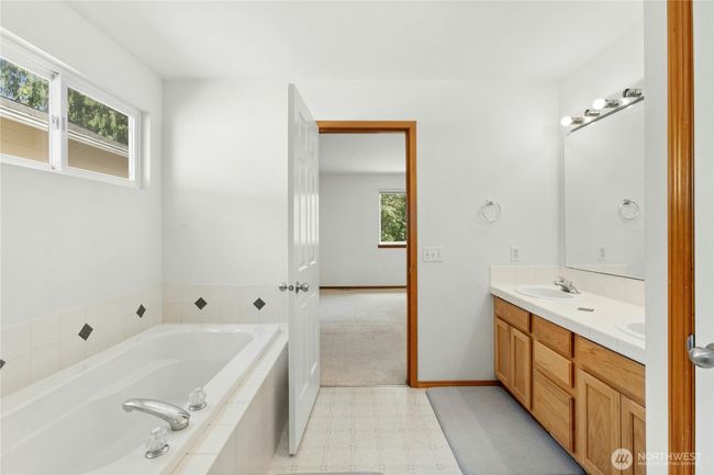 9 166 Th Pl Se, House other with 4 bedrooms, 3 bathrooms and 2 parking in Bothell WA | Image 17