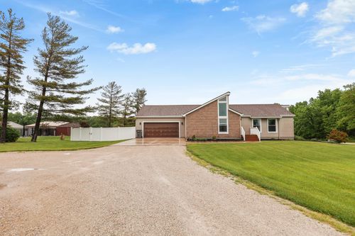 2433 E 2850th Rd, Marseilles, IL, 61341-9765 | Card Image