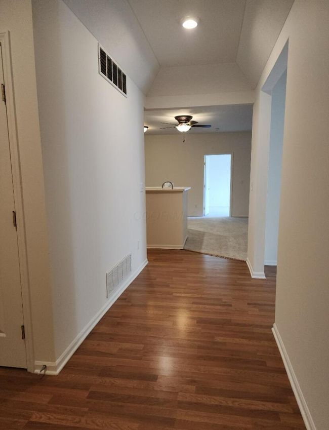 6547 Dorothys Crk, Condo with 2 bedrooms, 2 bathrooms and null parking in Canal Winchester OH | Image 15