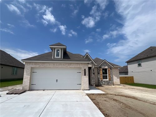 2213 Autumn Lake Dr, Bryan, TX, 77807-5129 | Card Image