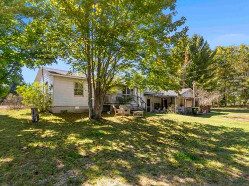 15451 Stanley Rd, Beulah, MI, 49617-9268 | Card Image