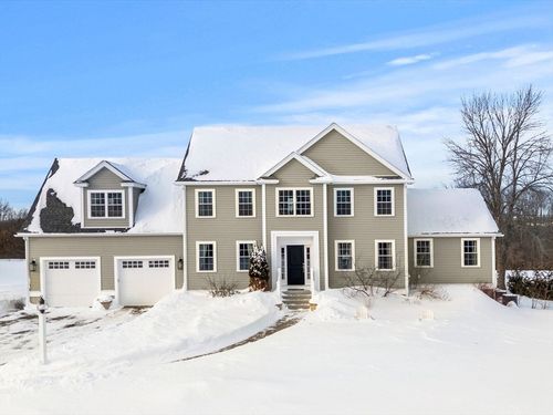 718 Main St, West Newbury, MA, 01985-1230 | Card Image