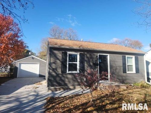 240 5th St E, Milan, IL, 61264-2545 | Card Image