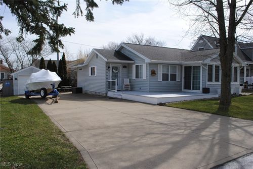 139 N Leddy Ln, Lakeside Marblehead, OH, 43440-9753 | Card Image