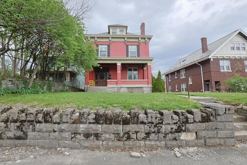 448 Riddle Road, Cincinnati, OH, 45220 | Card Image