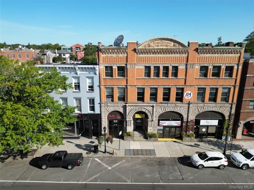 42 W Main St, Riverhead, NY, 11901-2802 | Card Image