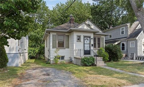 bsmt-211 Toronto St, Kingston, ON, K7L4A9 | Card Image