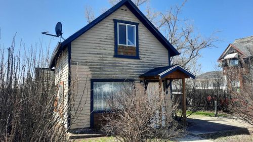 104 1 Avenue N, Morrin, AB, T0J2B0 | Card Image