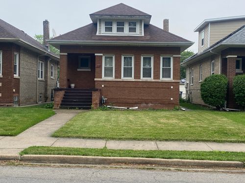 239 S 17th Ave, Maywood, IL, 60153-1440 | Card Image