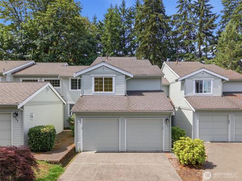 333 145th Pl Se, Bellevue, WA, 98007-5173 | Card Image