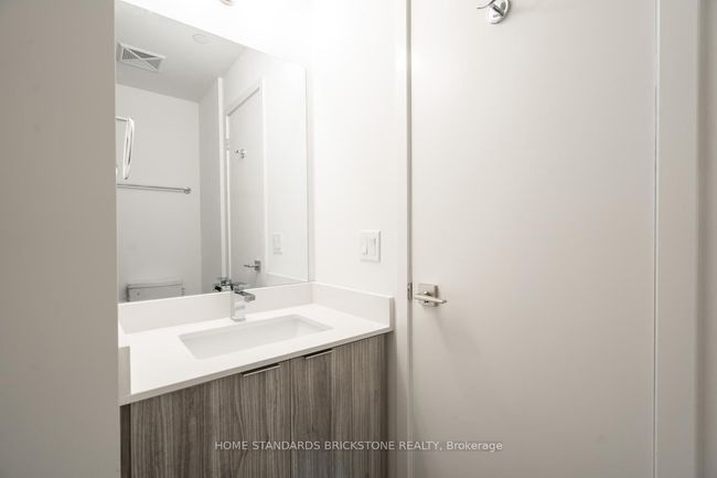 2107 - 2908 Highway 7, Condo with 2 bedrooms, 2 bathrooms and 1 parking in Vaughan ON | Image 11