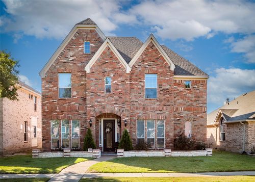 9421 Woodhurst Dr, McKinney, TX, 75072-2804 | Card Image