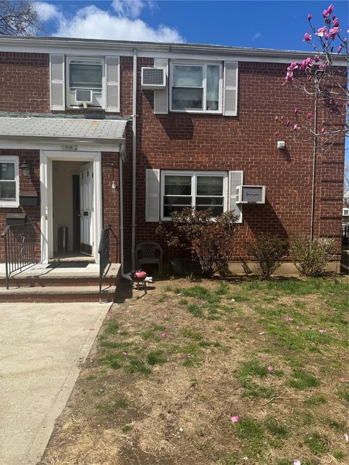 1-74 255th St, Glen Oaks, NY, 11004-1135 | Card Image