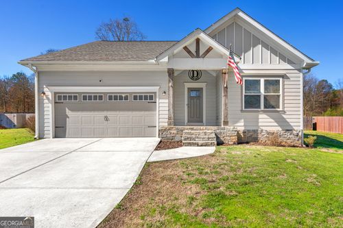 529 N Point Cir, Hartwell, GA, 30643-5072 | Card Image