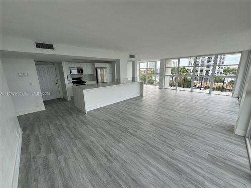 apt-631-200 Leslie Dr, Hallandale Beach, FL, 33009-7316 | Card Image