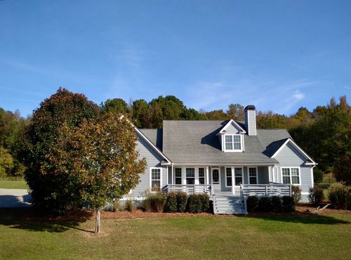 1061 Shoreline Dr, Madison, GA, 30650-2398 | Card Image