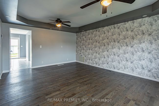 45 Wellington St, House other with 4 bedrooms, 2 bathrooms and 3 parking in Port Burwell ON | Image 5