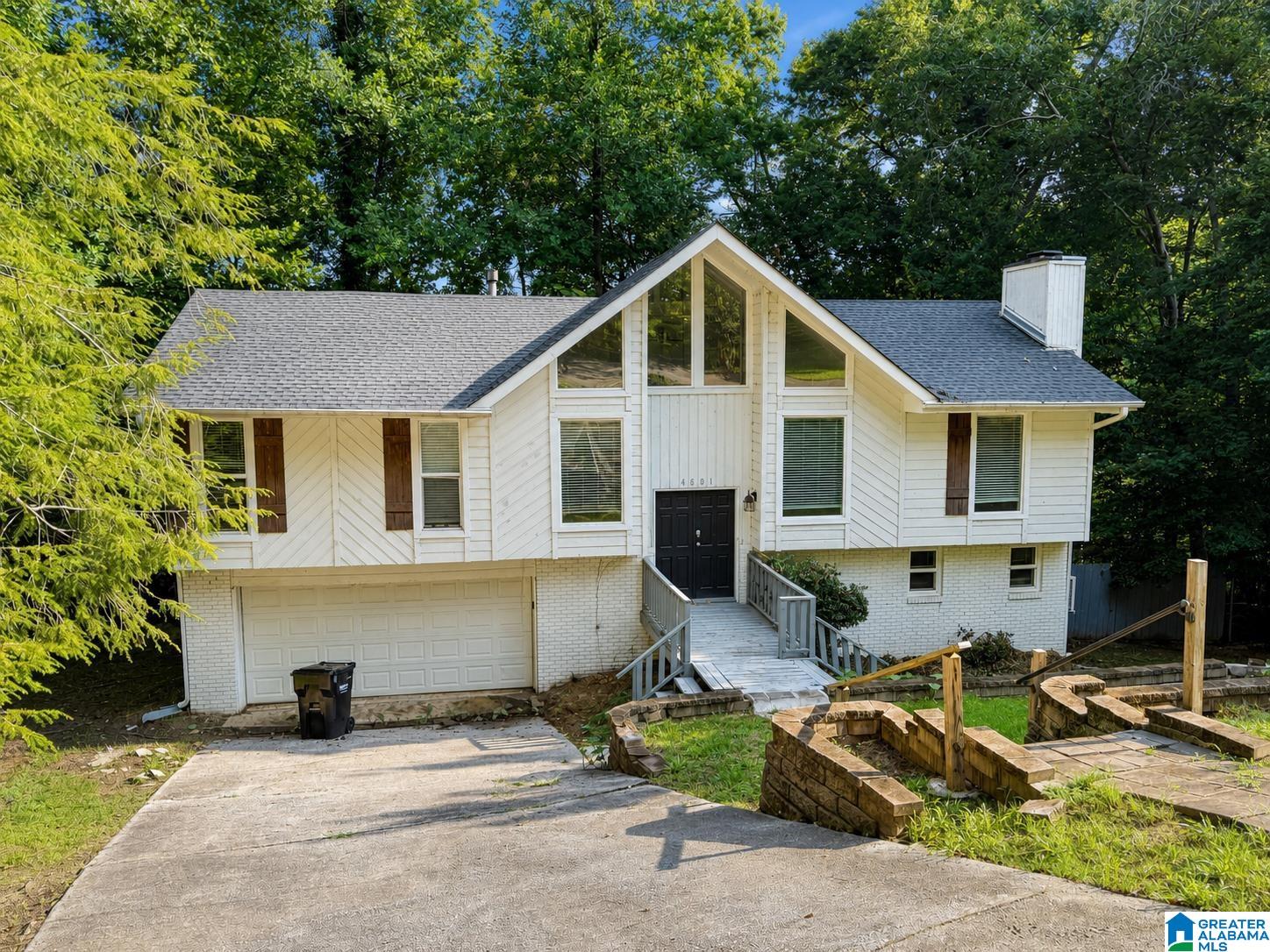 Residential in HOOVER 5