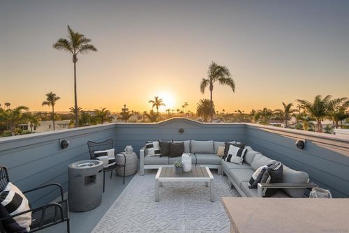 541 Orange Ave, Coronado, CA, 92118-4403 | Card Image