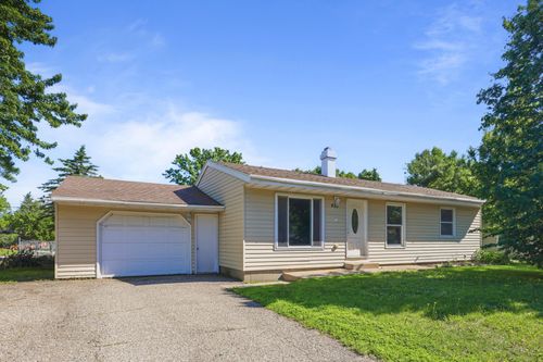 421 W Ash St, Saint Joseph, MN, 56374-9475 | Card Image