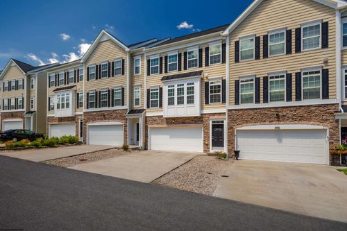 3333 Sun Ct, Morgantown, WV, 26505-1151 | Card Image