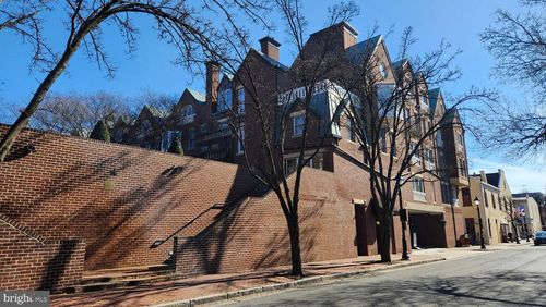 bh504-115 N Lee St, ALEXANDRIA, VA, 22314-3258 | Card Image