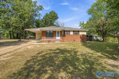 104 Albert Street Sw, Decatur, AL, 35601 | Card Image