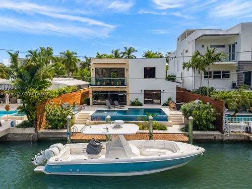 1815 Fairhaven Pl, Miami, FL, 33133-4014 | Card Image
