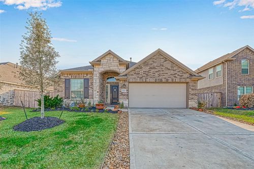 5020 Twin Summit Dr, Rosenberg, TX, 77469-3383 | Card Image