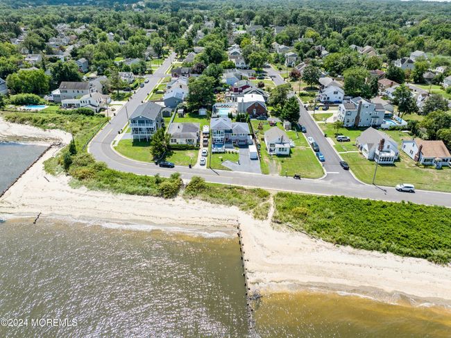 206 Beach Ave, House other with 5 bedrooms, 3 bathrooms and null parking in Leonardo NJ | Image 52