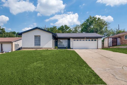 418 Clary Dr, Mesquite, TX, 75149-3044 | Card Image