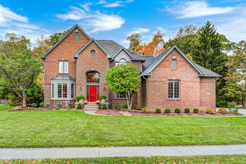 10026 Parkway Dr, Fishers, IN, 46037-9333 | Card Image