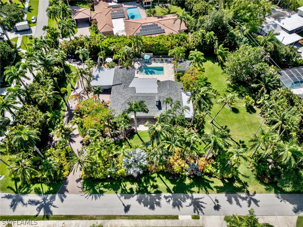 Avocado Dr, Fort Myers, FL 33901