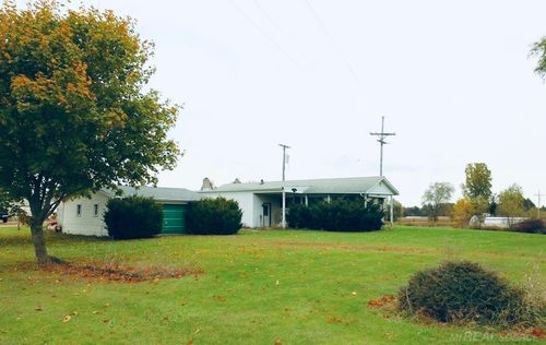 4845 Lake Pleasant Rd, North Branch, MI, 48461-8988 | Card Image