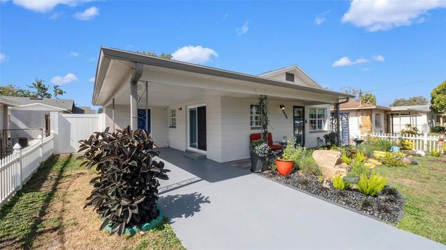 2404 N Lincoln Ave, House other with 2 bedrooms, 1 bathrooms and null parking in TAMPA FL | Image 8