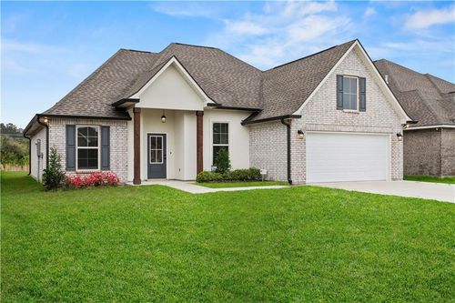 1421 Zachary Ct, Covington, LA, 70433 | Card Image