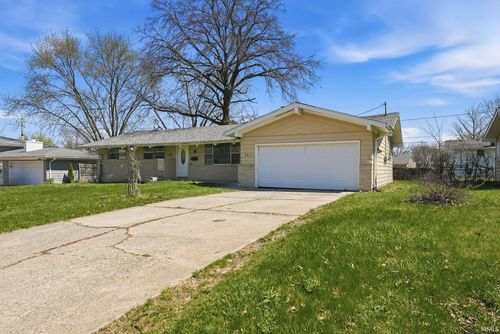 5011 Christofer Ln, Fort Wayne, IN, 46806-3415 | Card Image