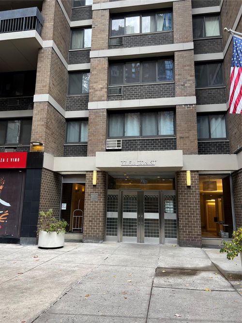 2j-77 Fulton St, New York, NY, 10038-1864 | Card Image