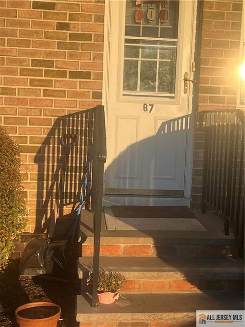 apt-b7-363 Cranbury Rd, East Brunswick, NJ, 08816-3048 | Card Image