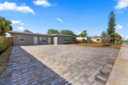 a-829 Bayberry Dr, Lake Park, FL, 33403-3141 | Card Image