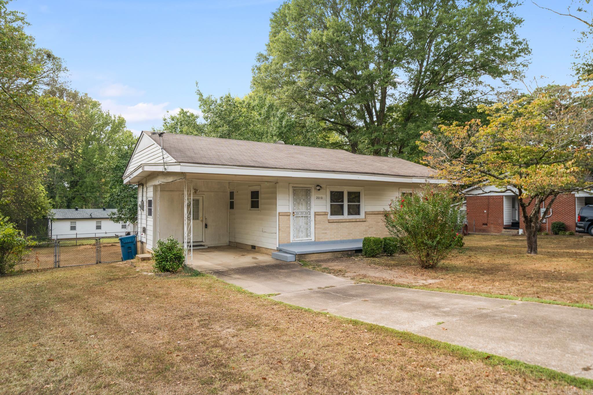 Wilson St, Malvern, AR 72104