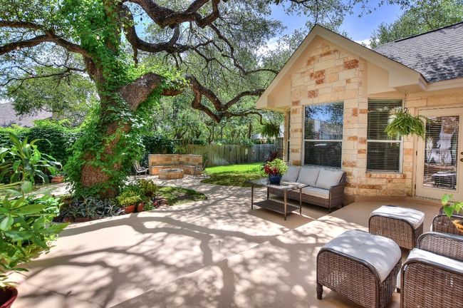 Large Shaded Back Patio | Image 36