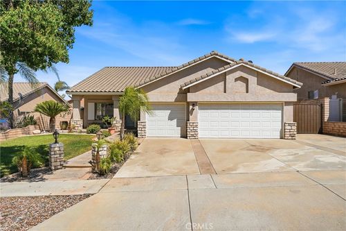 3053 Mira Vista Way, Corona, CA, 92881-3688 | Card Image