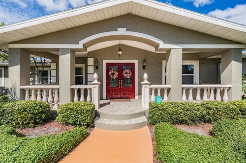 3909 Hudson Ln, Tampa, FL, 33618-5334 | Card Image