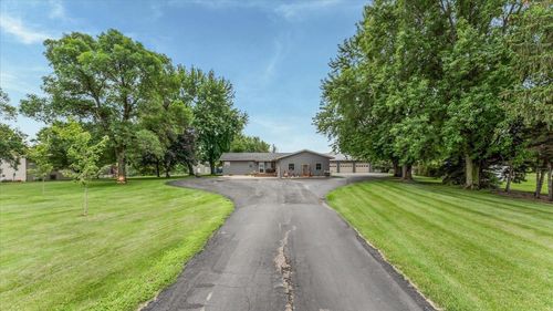 40725 State Highway 28, Sauk Centre, MN, 56378-8469 | Card Image